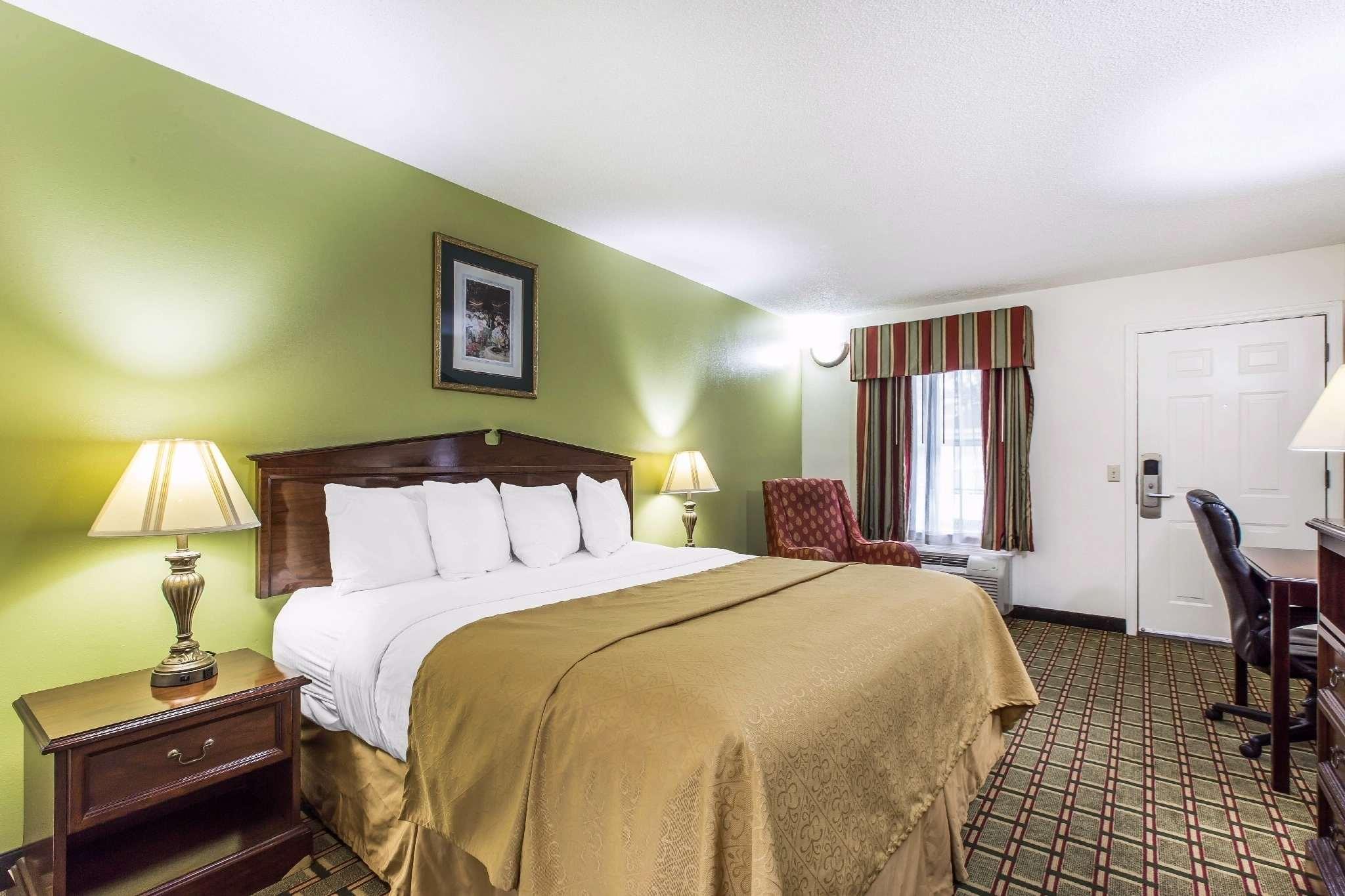 Quality Inn Eastman Exterior photo